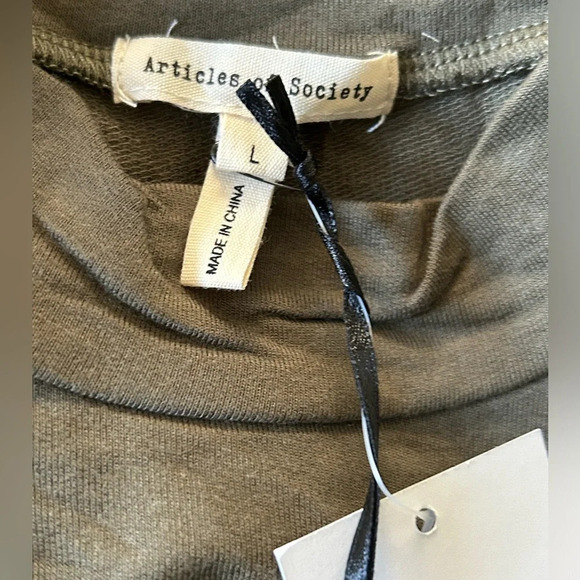 NWT Articles Of Society Mock Neck Pocket Tee Olive Army Green Sz M L short slv - Picture 4 of 4
